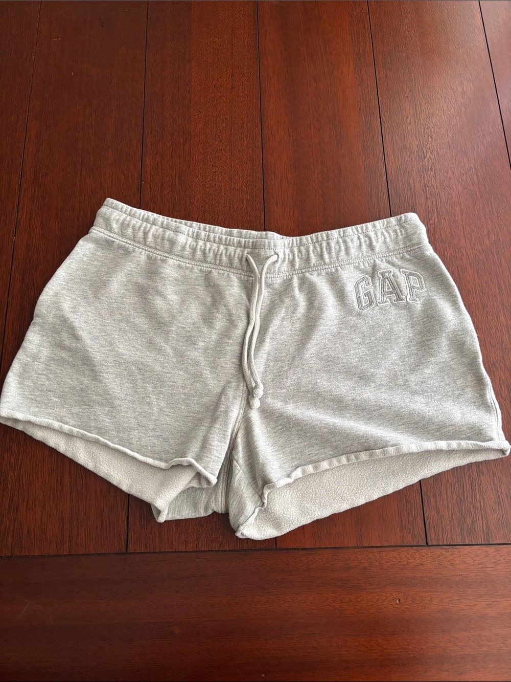 GAP Comfortable Heather Gray Drawstring Fleece Shorts Size L